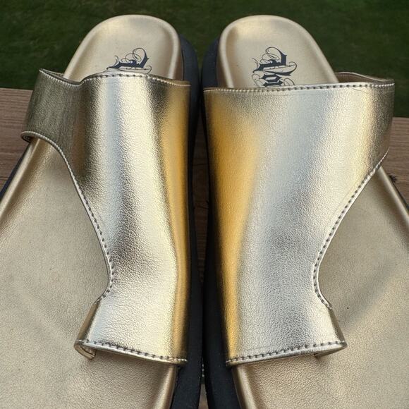 Kat Von D size 8 Poe Toe Wrap Loop Sandals - Metallic Gold Vegan Leather - Picture 14 of 14